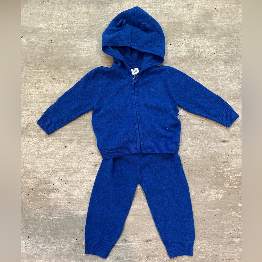 NWT Baby Gap 2 Piece Baby Bear Sweater Set